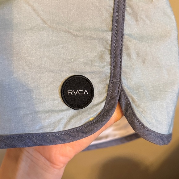RVCA board shorts - Picture 2 of 5